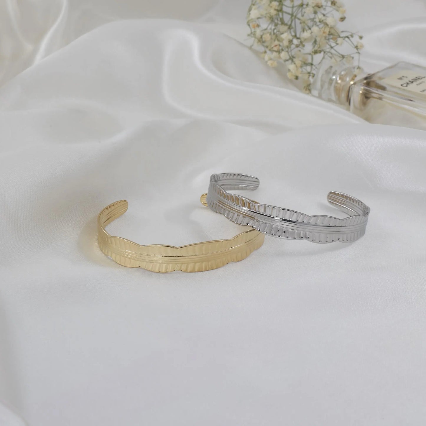 Βραχιόλι χειροπέδα Mar & Mar Edwina Cuff από ανοξείδωτο ατσάλι