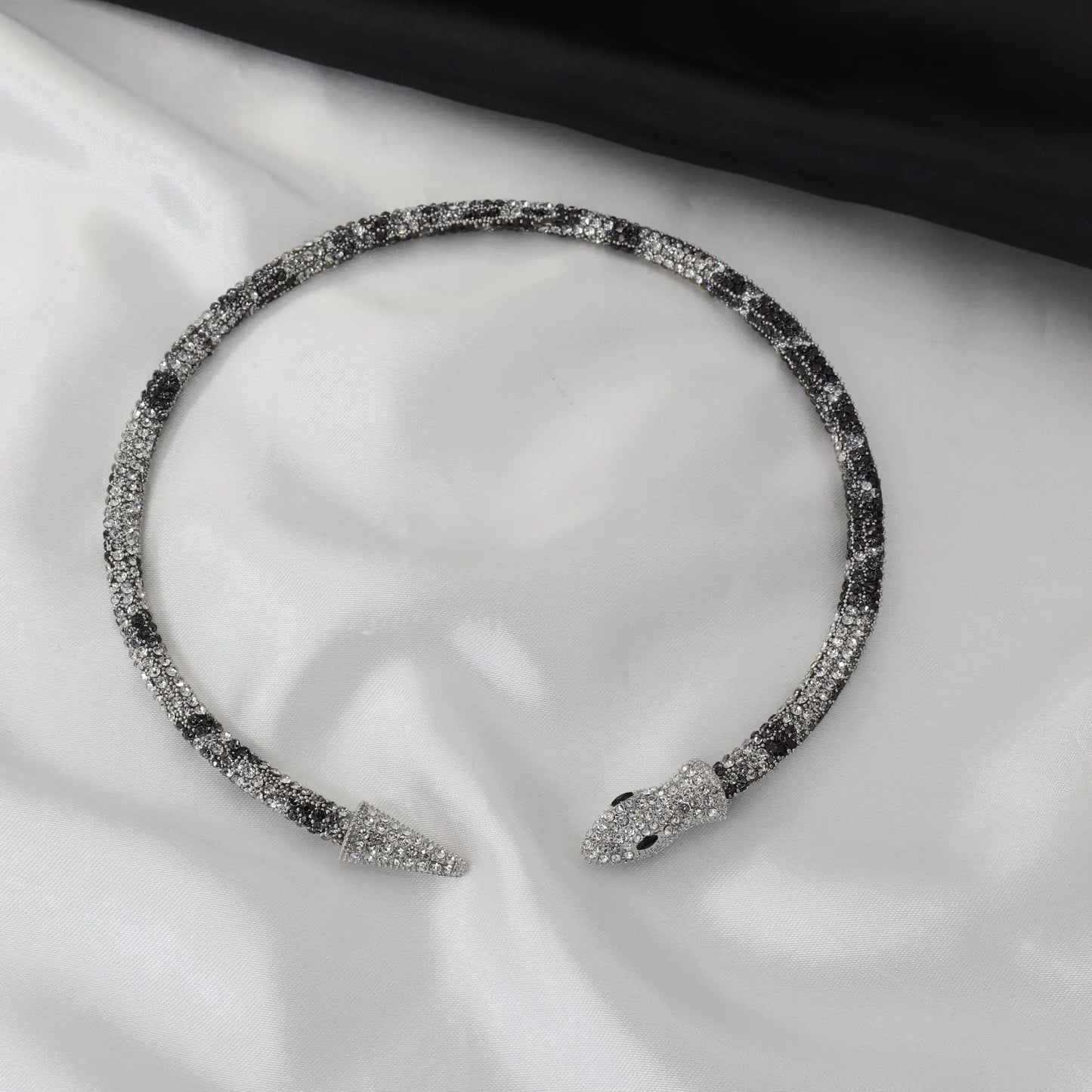 Κολιέ choker φίδι με πέτρες ζιργκόν Snake Sparkle