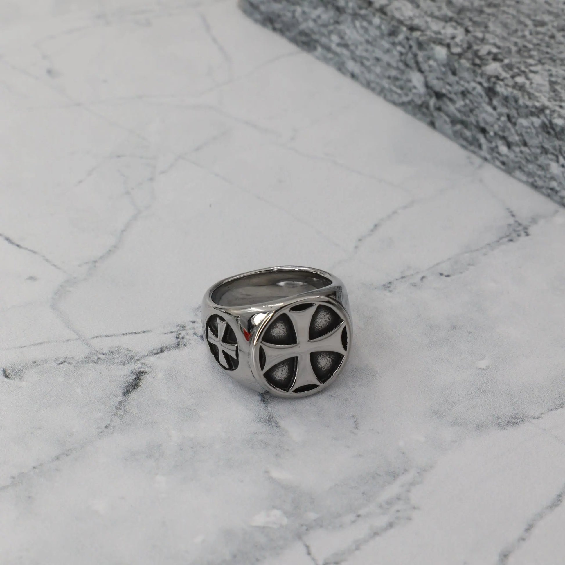 Ανδρικό δαχτυλίδι με σταυρό Mar & Mar Bilda από ανοξείδωτο ατσάλι