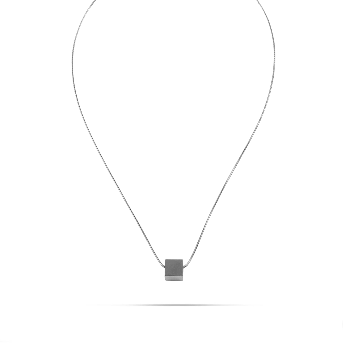 Κολιέ με κυβάκι Mar and Mar Kyrils από ανοξείδωτο ατσάλι